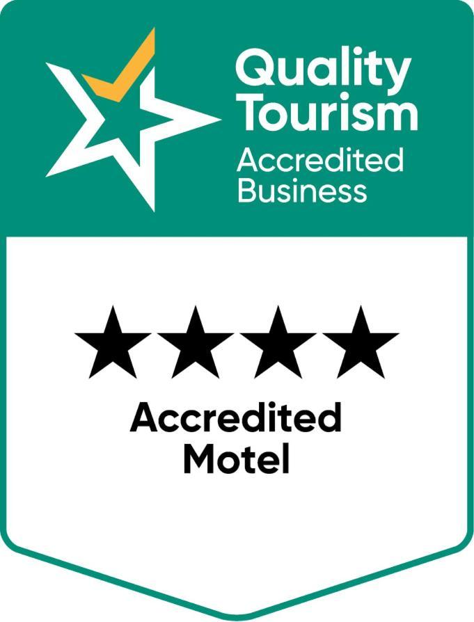 Centrepoint Motel Deniliquin Eksteriør billede