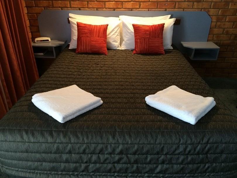 Centrepoint Motel Deniliquin Eksteriør billede